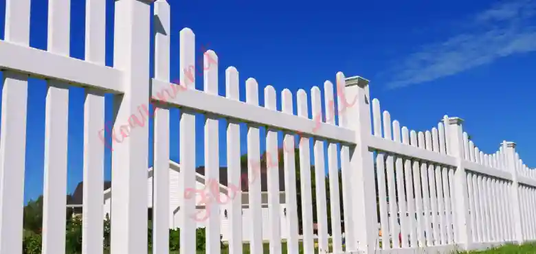 5 Creative Ways To Incorporate Rail Fencing Into Your Backyard Design